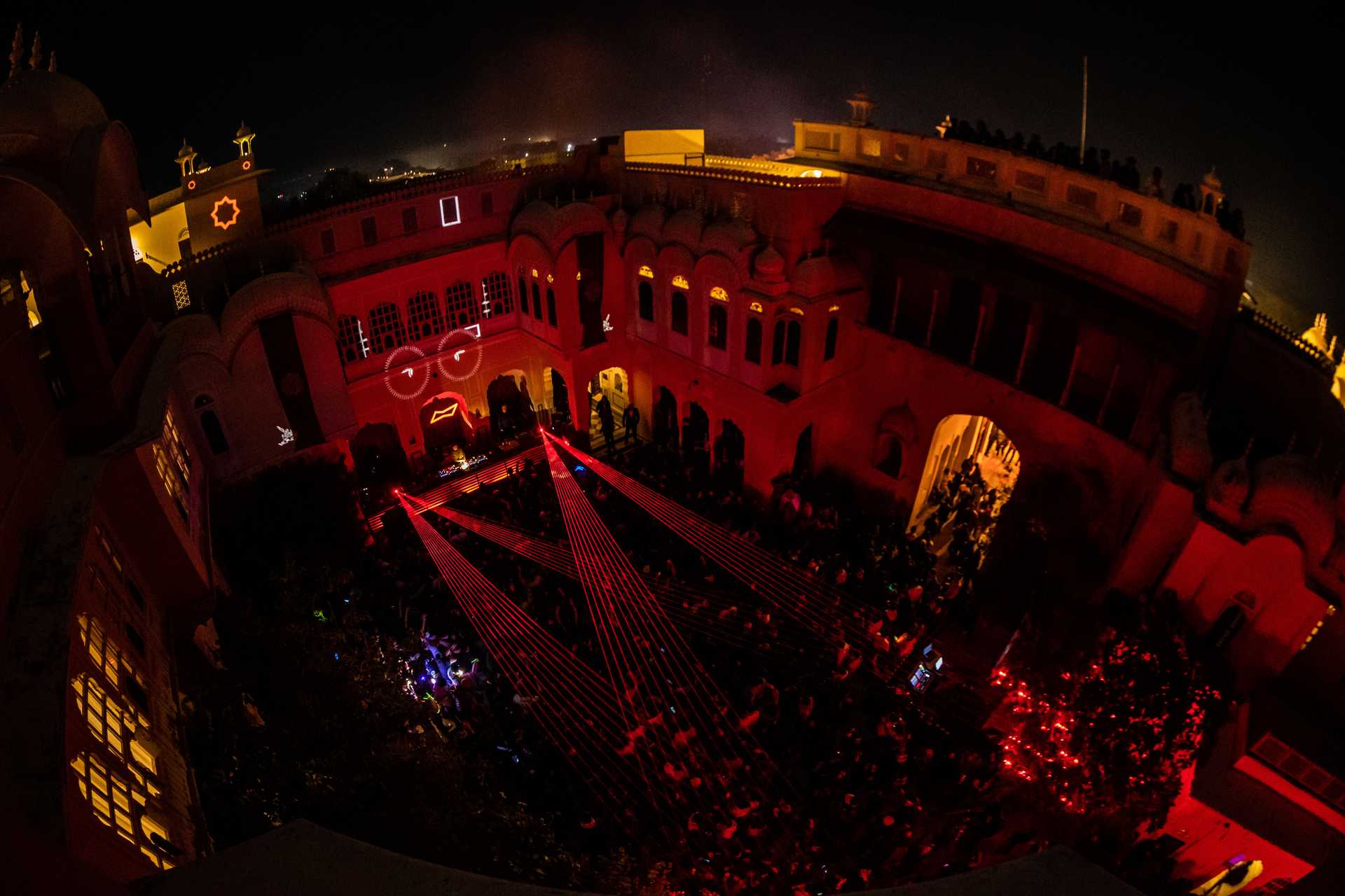 The Alsisar Mahal courtyard turns into a throbbing dancefloor for the North Stage