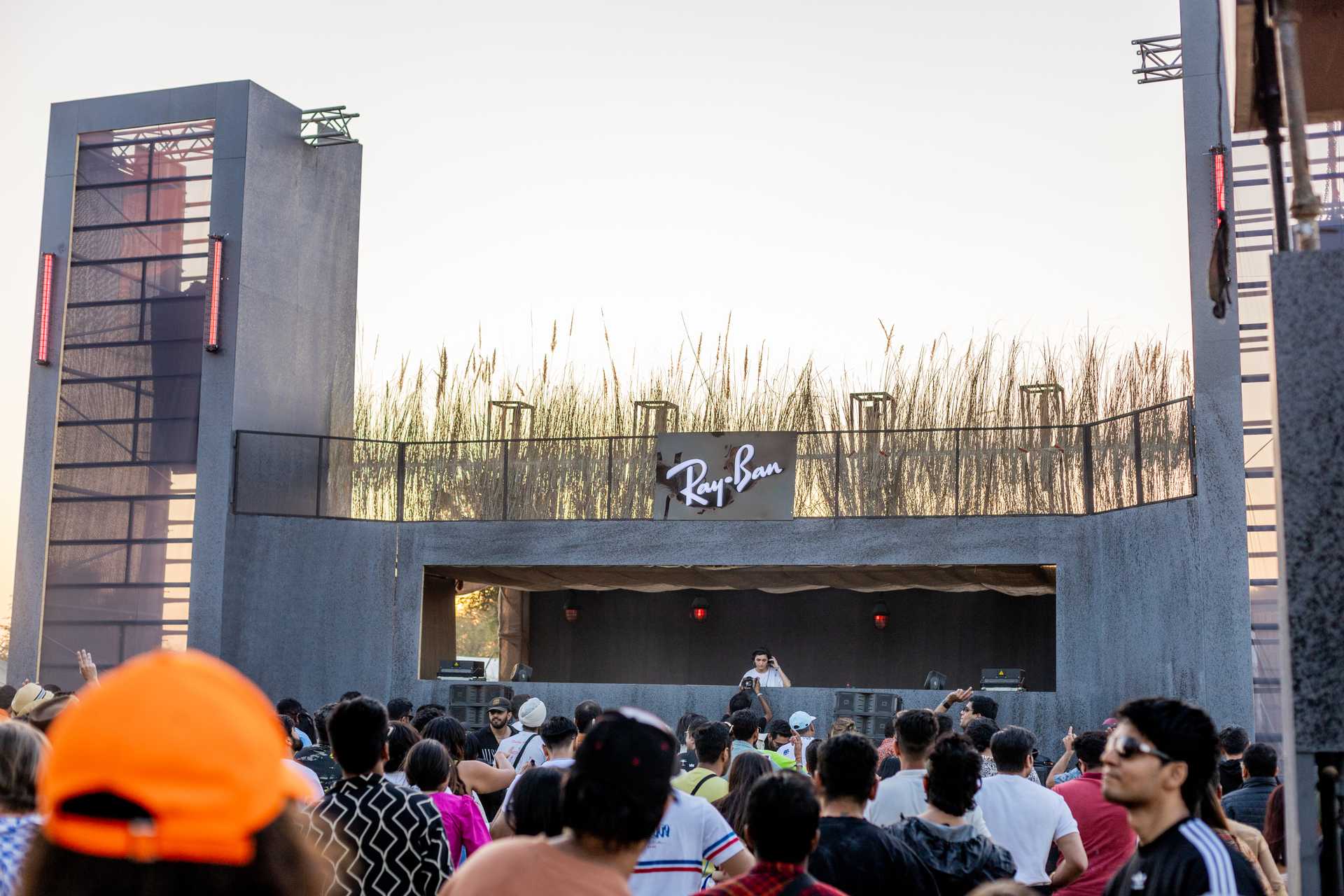 Chloé Robinson during her set of the festival, at Ray-Ban Desert Oasis at Magnetic Fields 2022 - Image - Abhishek Shukla